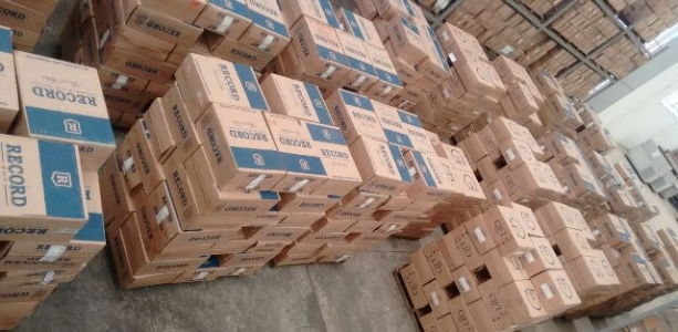 Cigarros contrabandeados são apreendidos no posto da Sefaz em Jati (Foto: SSPDS)