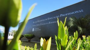 Parte da fachada da EP Ana Zélia | Foto: Maysa Santos